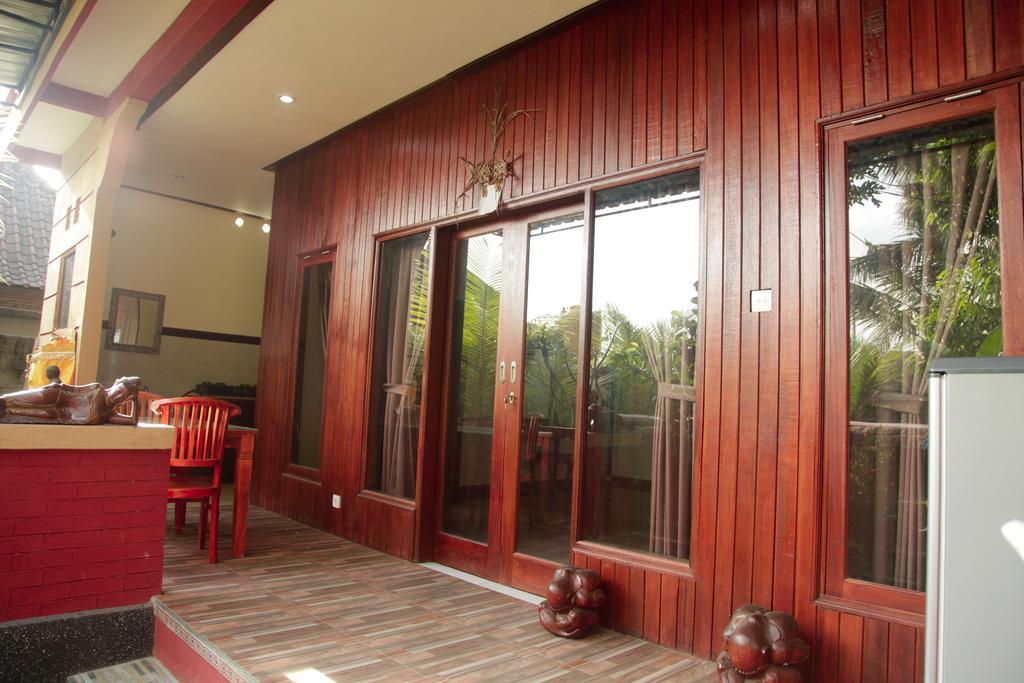 Canang Sari House Ubud Exterior foto